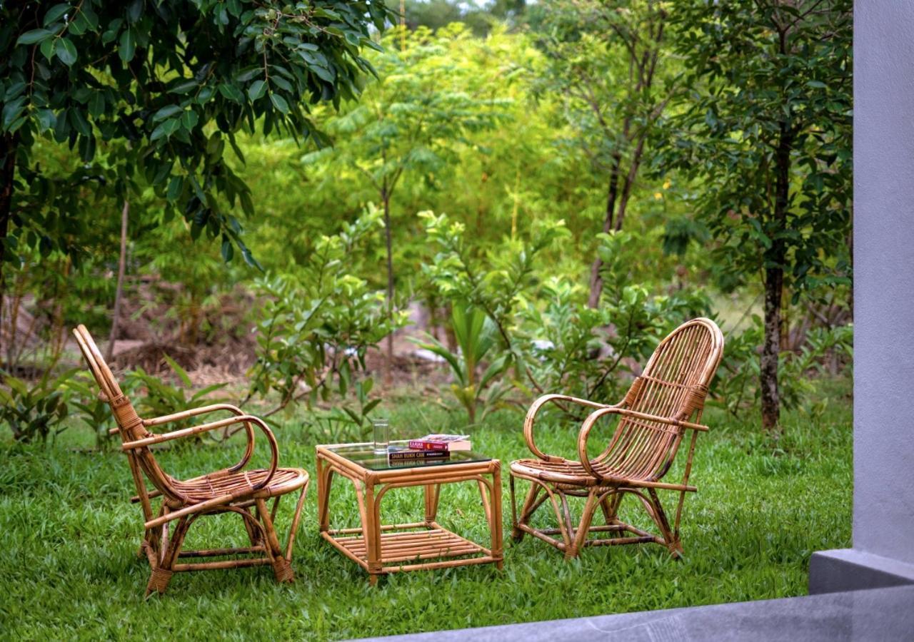 Whistling Woodzs Resort Дандели Экстерьер фото